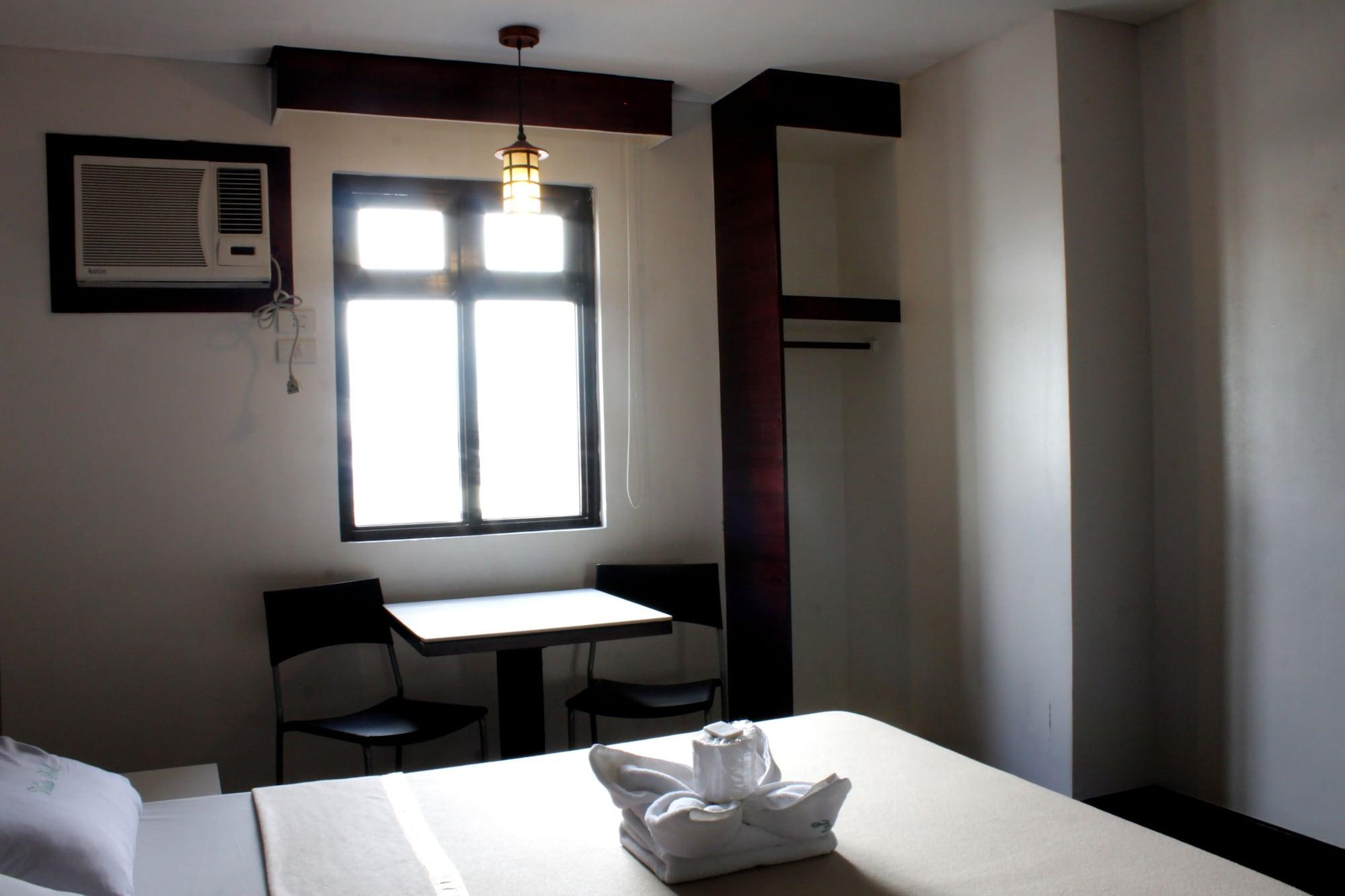 קואזון סיטי Vista Hotel Cubao מראה חיצוני תמונה