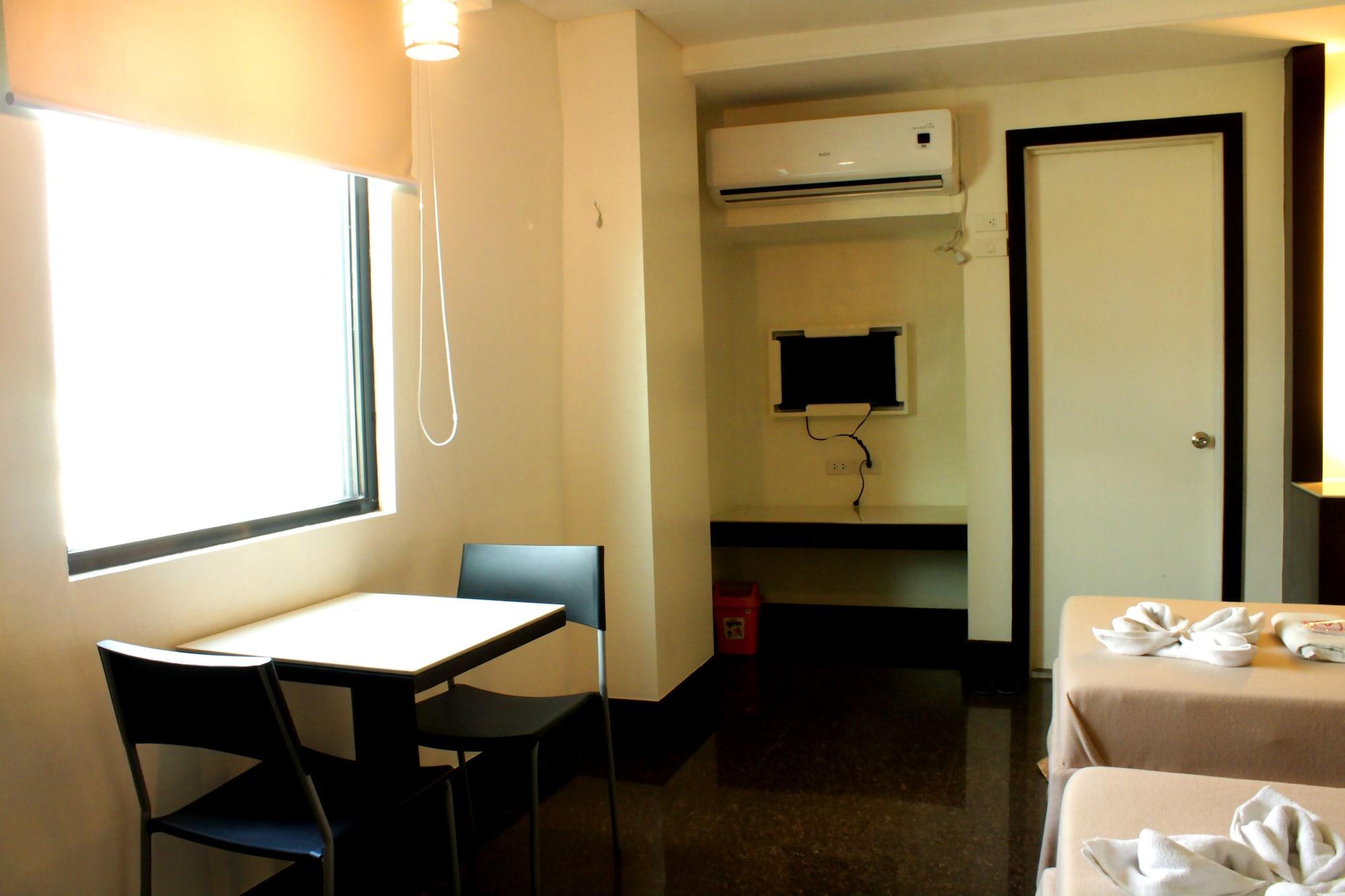 קואזון סיטי Vista Hotel Cubao מראה חיצוני תמונה