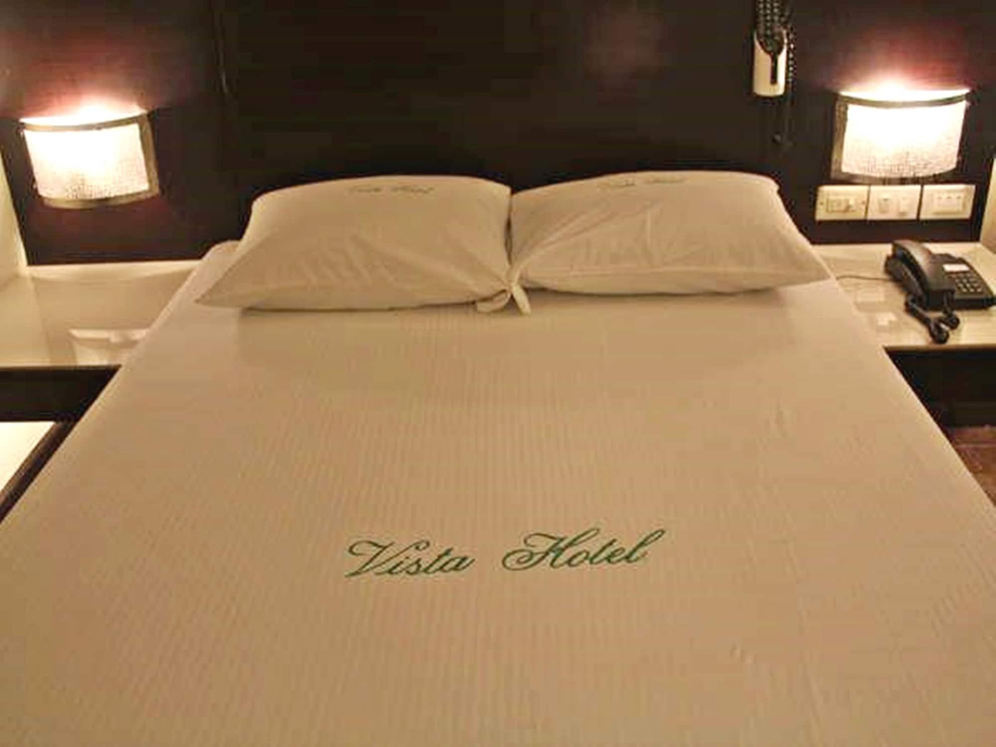 קואזון סיטי Vista Hotel Cubao מראה חיצוני תמונה