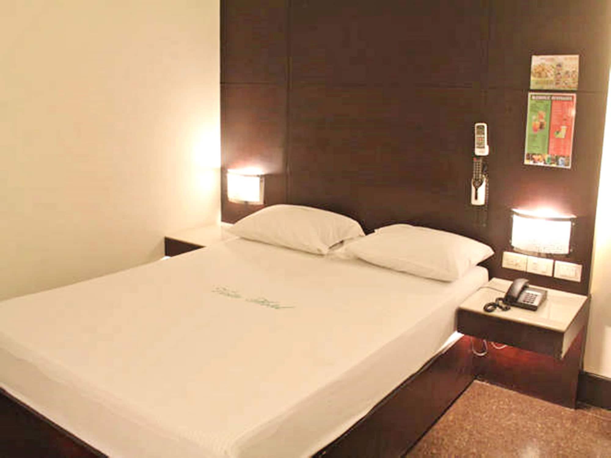 קואזון סיטי Vista Hotel Cubao מראה חיצוני תמונה
